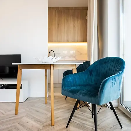 East Side Of 111 By Bookinghost Apartmán Varšava