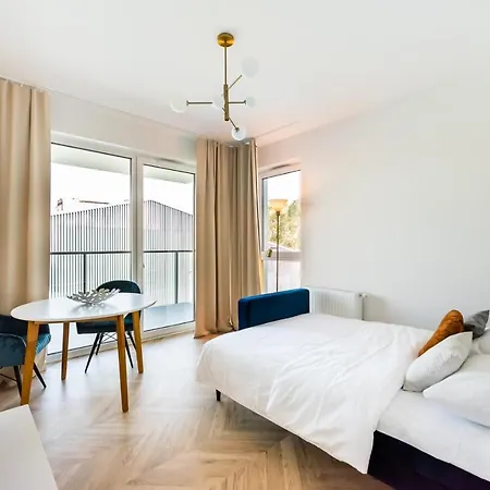 East Side Of 111 By Bookinghost *