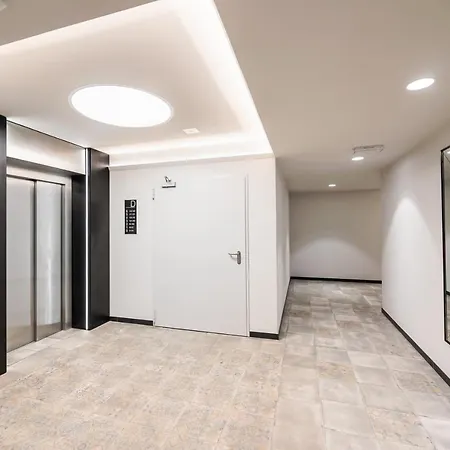 East Side Of 111 Apartament *